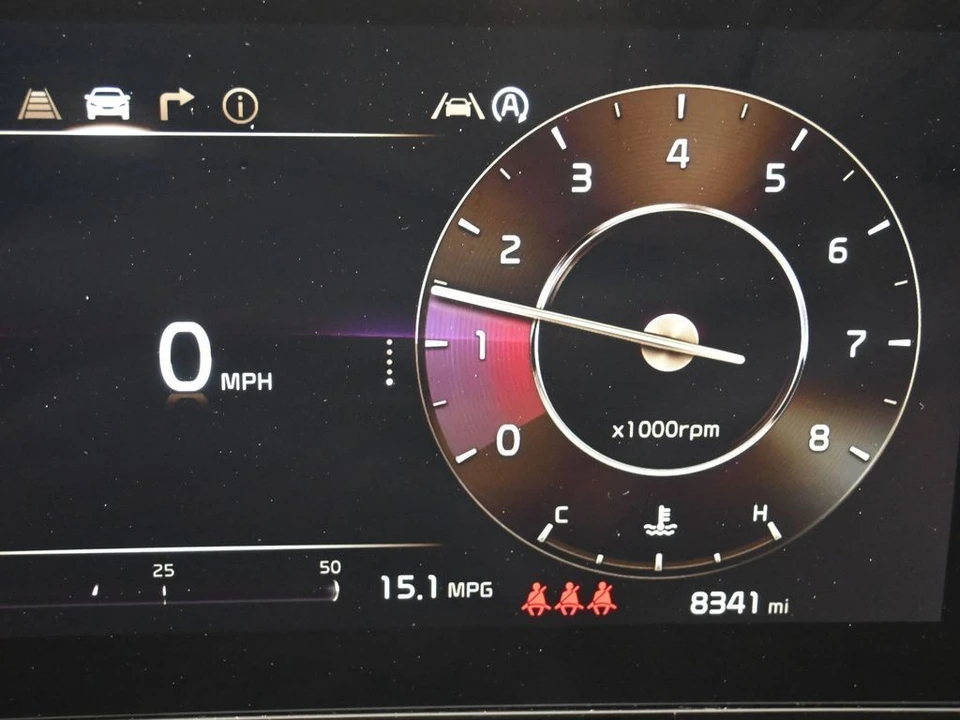 2025 Kia Sportage - Image 16 of 21