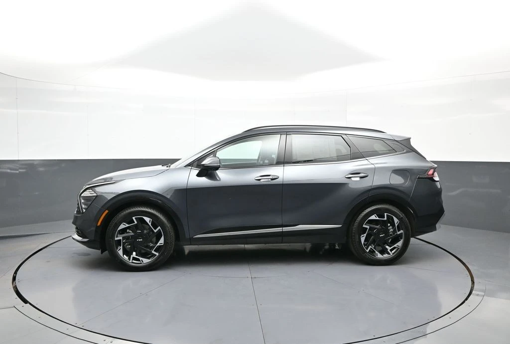 2025 Kia Sportage - Image 9 of 21