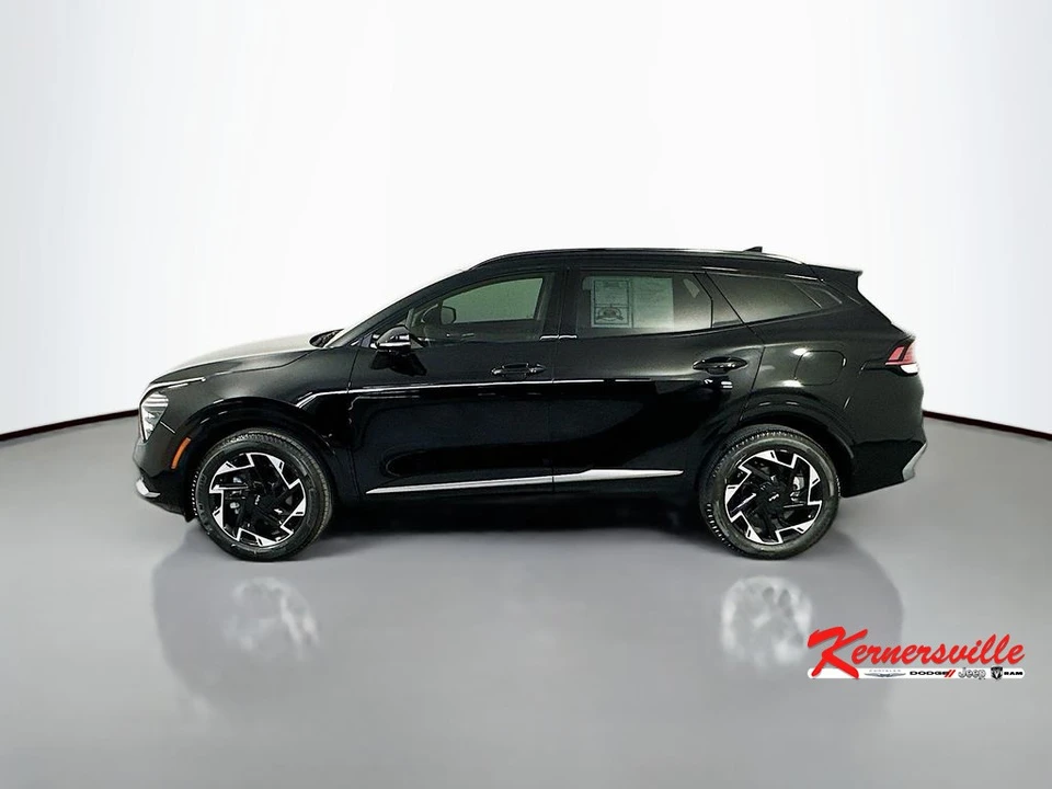 2025 Kia Sportage - Image 4 of 24