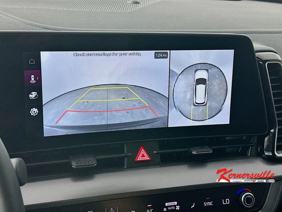 2025 Kia Sportage - Image 20 of 24