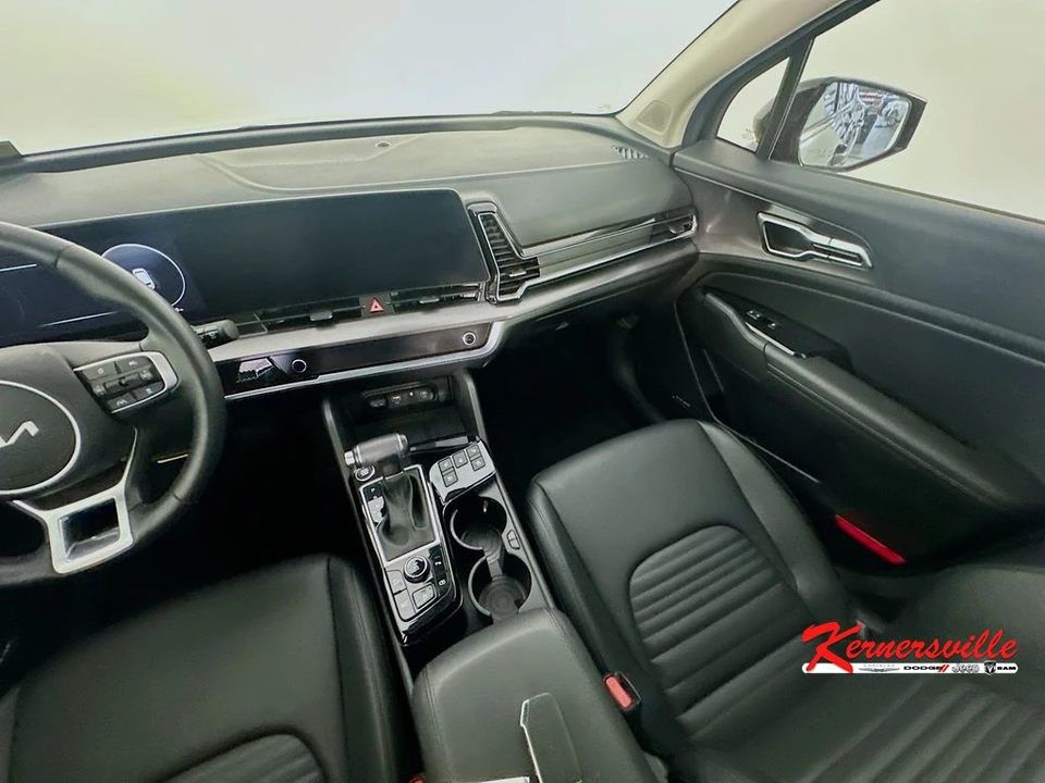 2025 Kia Sportage - Image 11 of 24