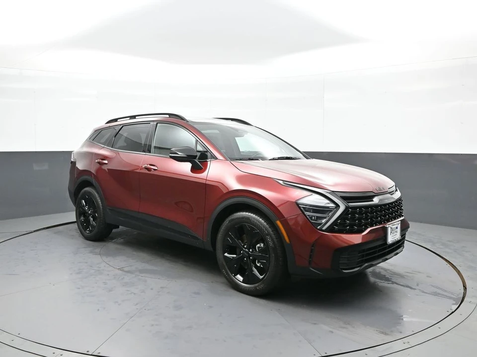 2025 Kia Sportage - Image 4 of 12