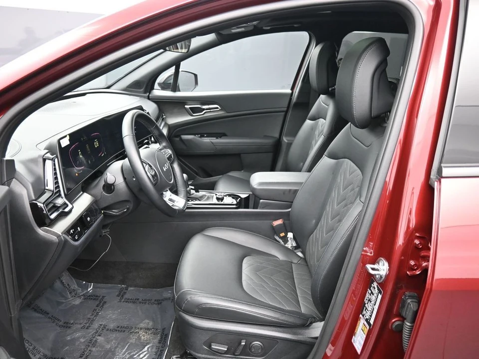 2025 Kia Sportage - Image 19 of 21