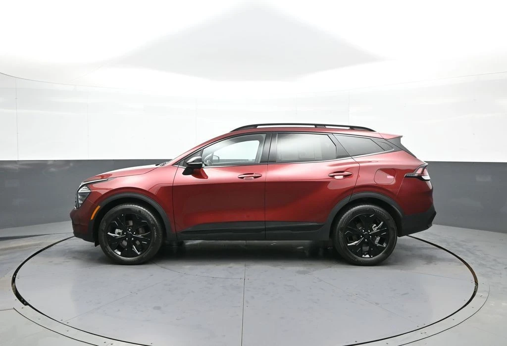 2025 Kia Sportage - Image 9 of 21