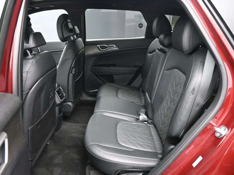 2025 Kia Sportage - Image 21 of 21