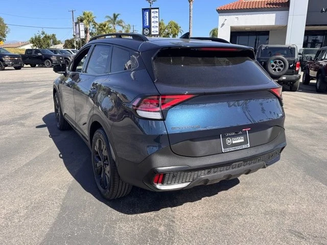 2025 Kia Sportage - Image 10 of 21