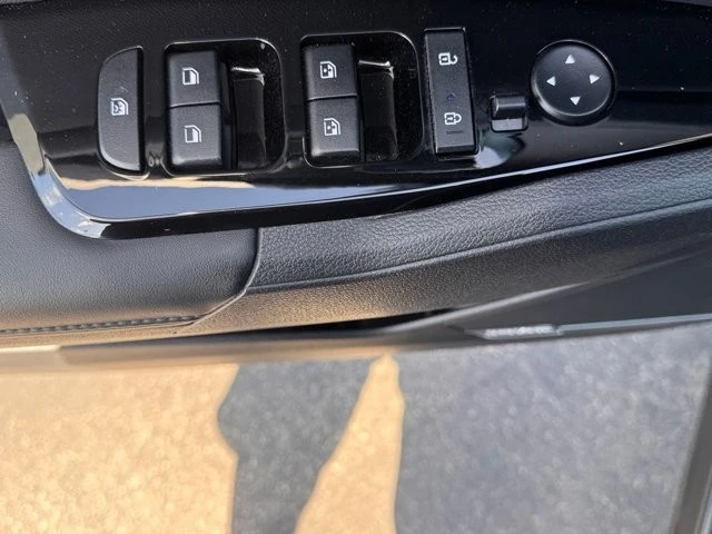 2025 Kia Sportage - Image 17 of 21