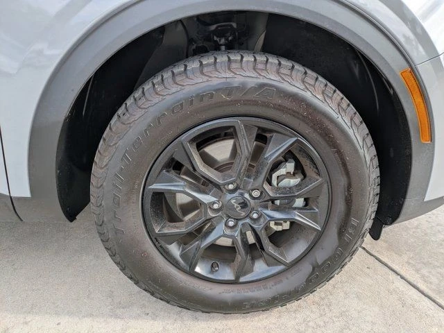 2025 Kia Sportage - Image 9 of 21