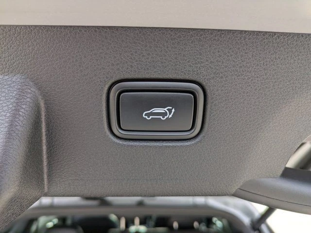 2025 Kia Sportage - Image 18 of 21