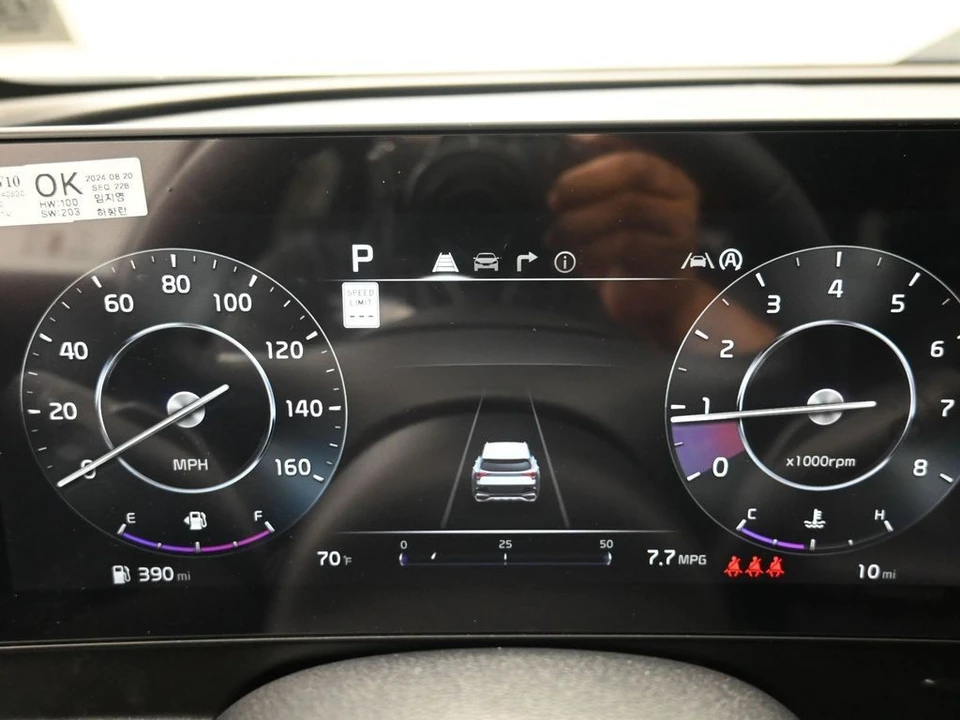 2025 Kia Sportage - Image 16 of 21