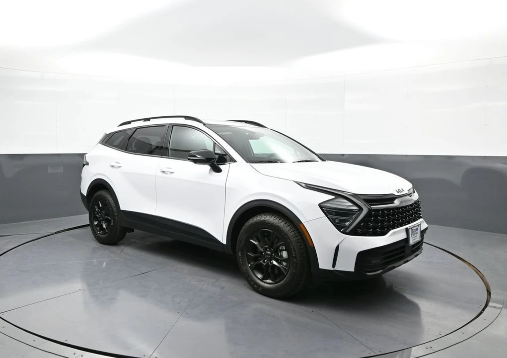 2025 Kia Sportage - Image 4 of 21