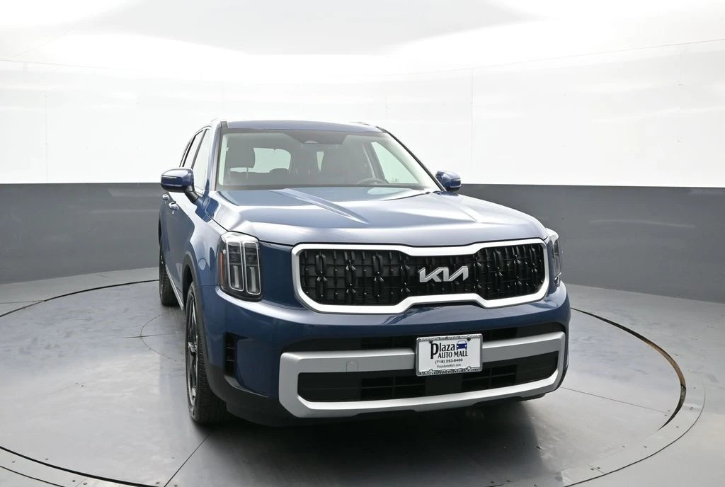 2025 Kia Telluride - Image 3 of 12