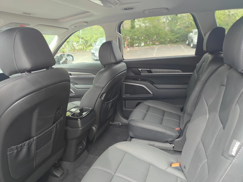 2025 Kia Telluride - Image 12 of 15