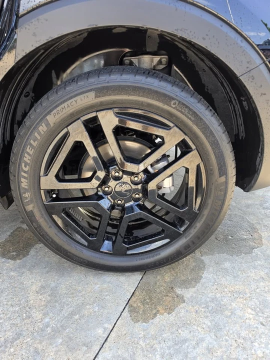 2025 Kia Telluride - Image 15 of 16
