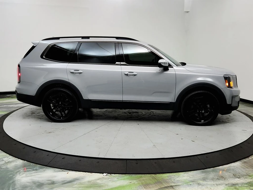 2025 Kia Telluride - Image 4 of 12