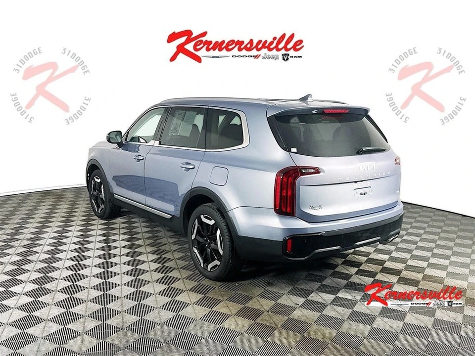 2025 Kia Telluride - Image 5 of 21