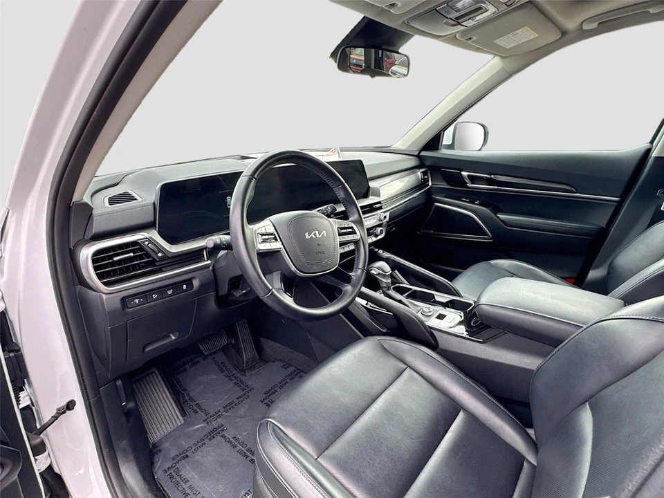 2025 Kia Telluride - Image 9 of 21
