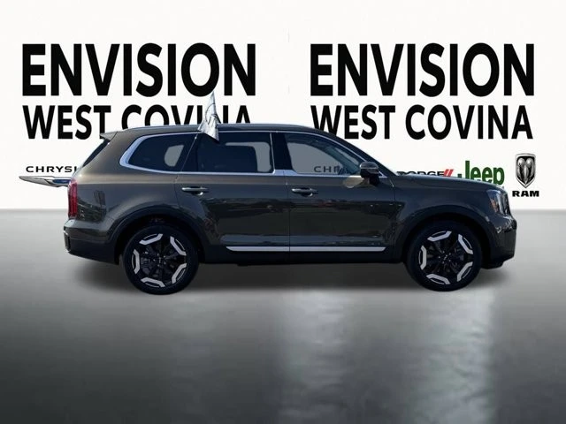2025 Kia Telluride - Image 11 of 12