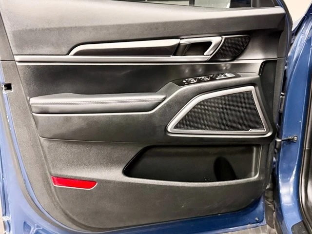 2025 Kia Telluride - Image 19 of 21