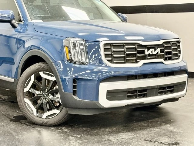 2025 Kia Telluride - Image 3 of 21