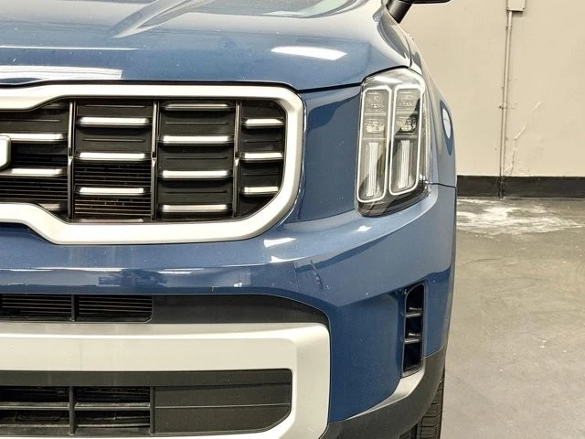 2025 Kia Telluride - Image 8 of 21