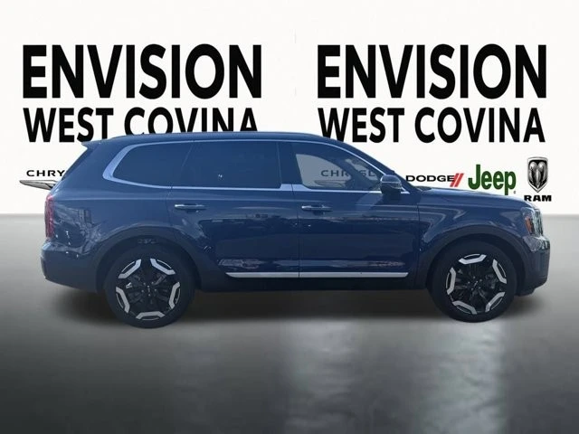 2025 Kia Telluride - Image 9 of 12