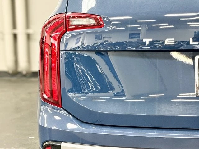 2025 Kia Telluride - Image 13 of 21
