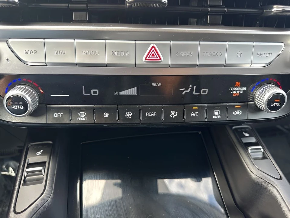 2025 Kia Telluride - Image 20 of 21