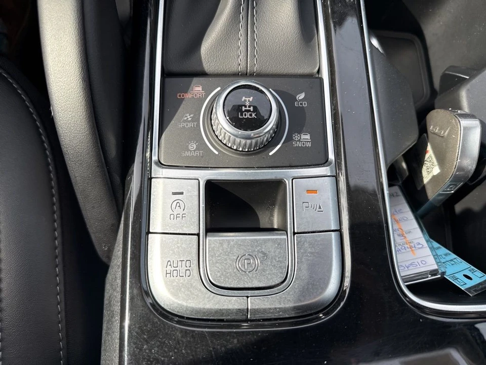 2025 Kia Telluride - Image 21 of 31
