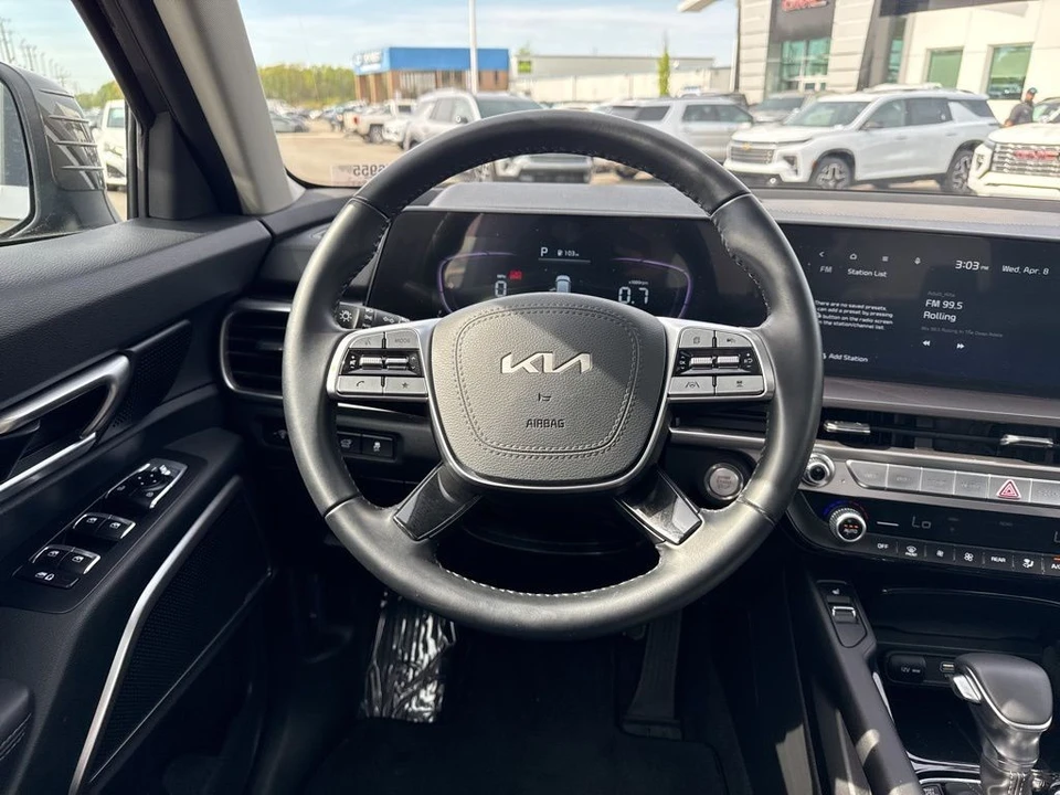 2025 Kia Telluride - Image 17 of 31