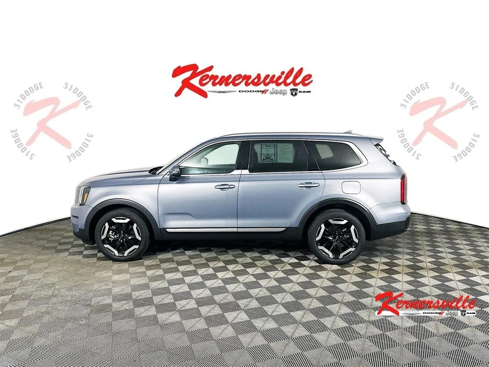 2025 Kia Telluride - Image 4 of 21