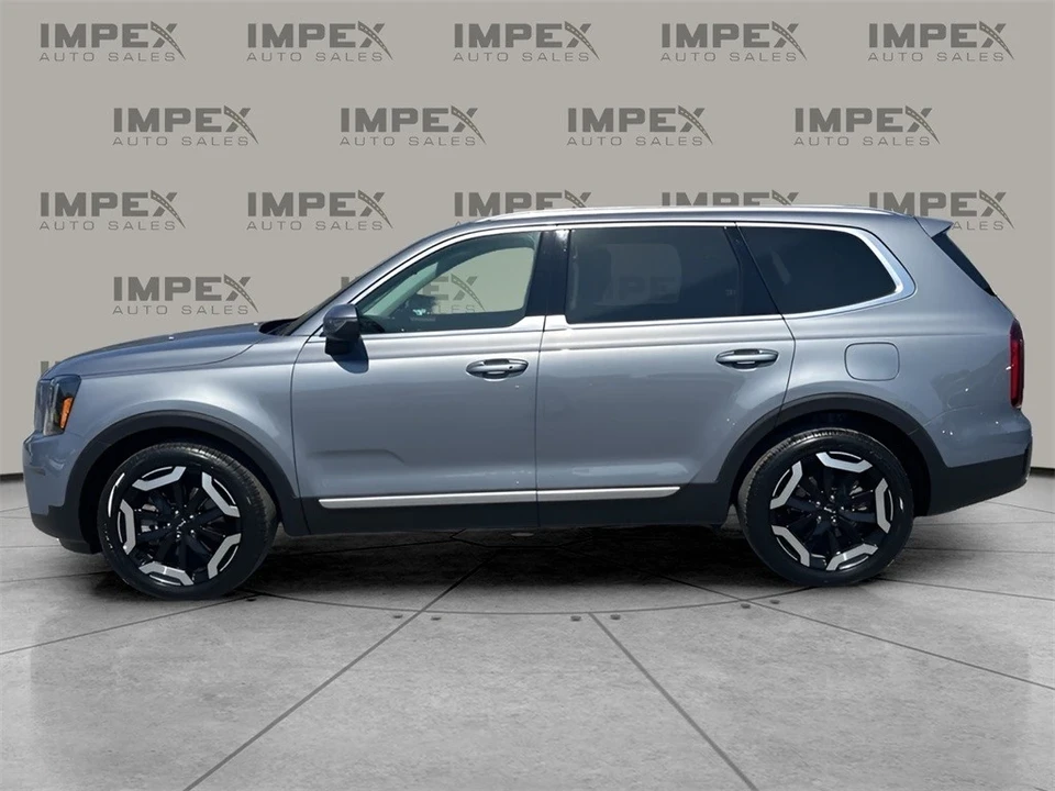 2025 Kia Telluride - Image 2 of 12