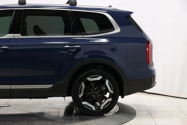 2025 Kia Telluride - Image 11 of 12