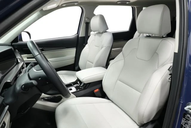 2025 Kia Telluride - Image 3 of 12