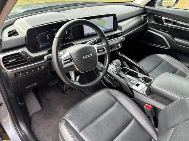 2025 Kia Telluride - Image 8 of 21
