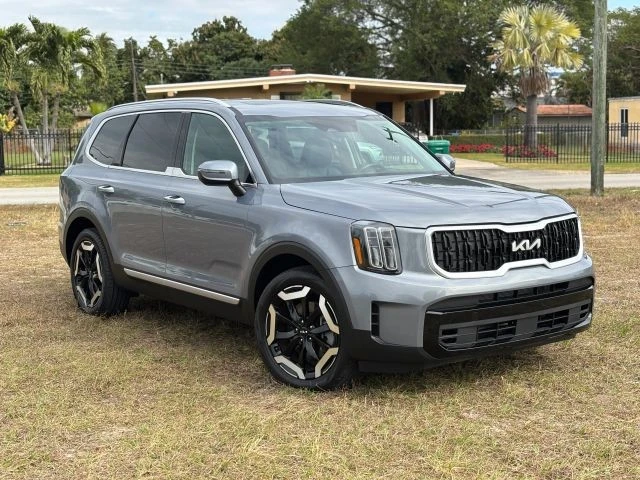 2025 Kia Telluride - Image 3 of 21