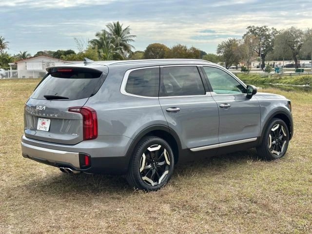 2025 Kia Telluride - Image 4 of 21