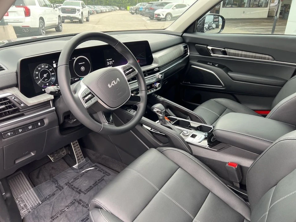 2025 Kia Telluride - Image 11 of 12