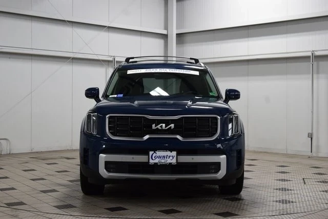 2025 Kia Telluride - Image 2 of 12