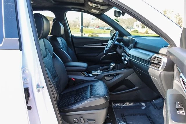 2025 Kia Telluride - Image 17 of 21