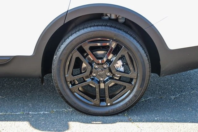 2025 Kia Telluride - Image 10 of 12