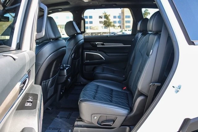 2025 Kia Telluride - Image 19 of 21