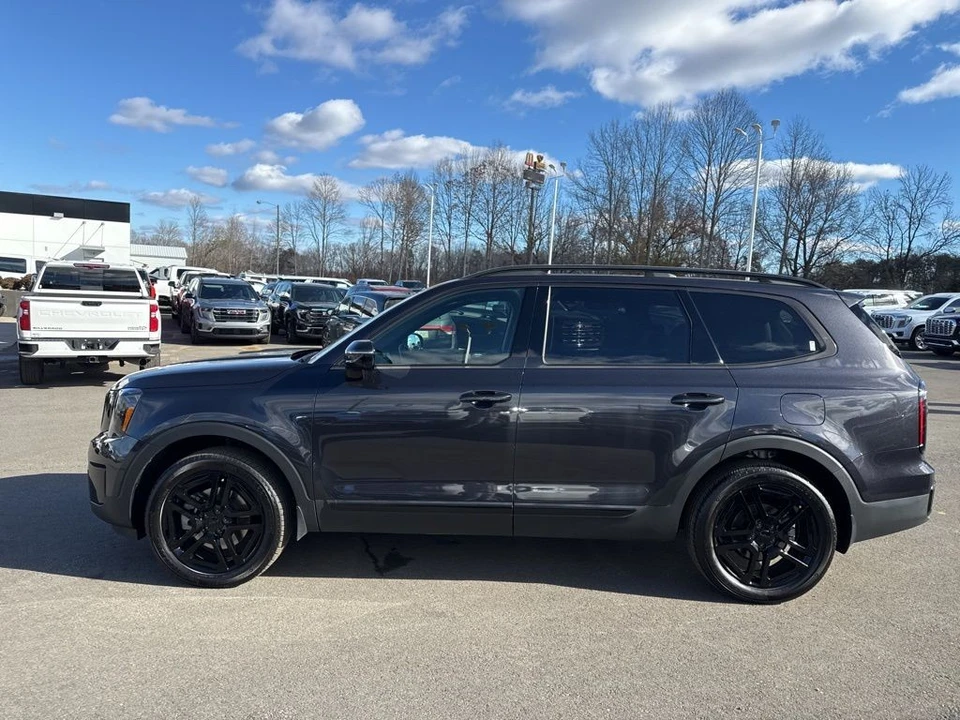 2025 Kia Telluride - Image 2 of 12