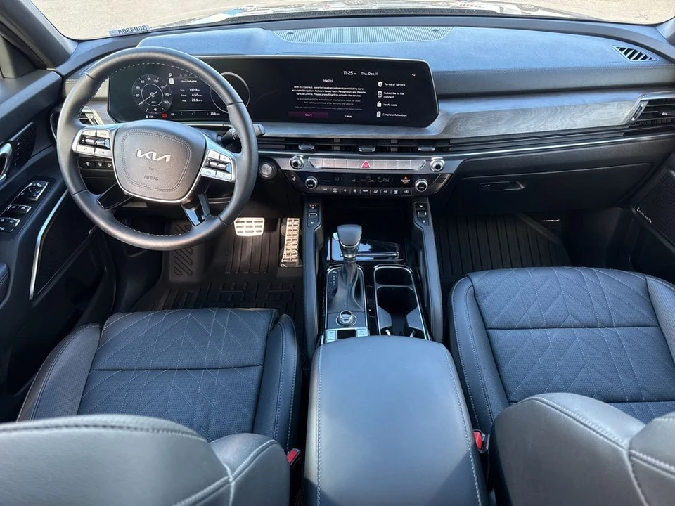 2025 Kia Telluride - Image 16 of 21