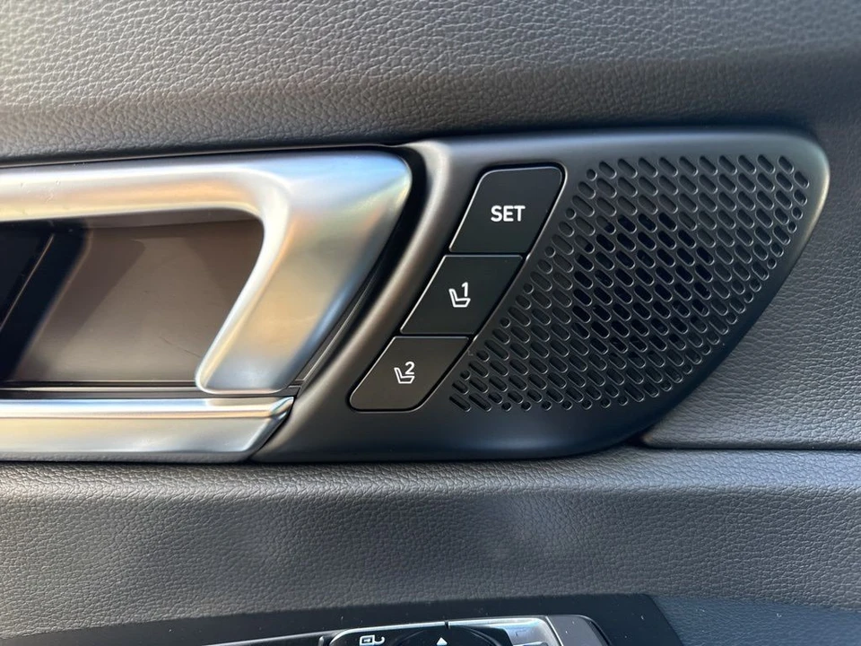 2025 Kia Telluride - Image 11 of 21