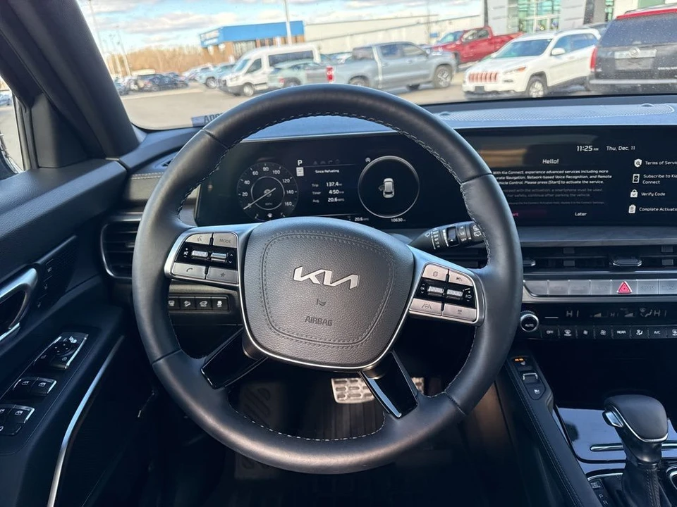 2025 Kia Telluride - Image 17 of 21