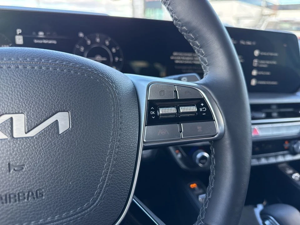 2025 Kia Telluride - Image 19 of 21