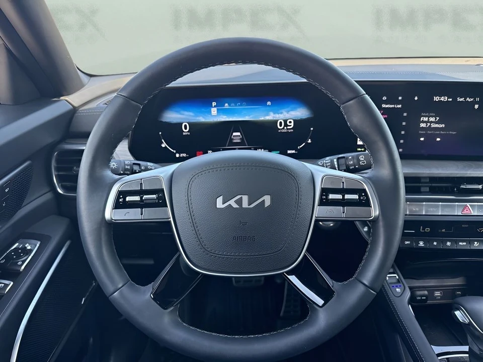 2025 Kia Telluride - Image 15 of 21