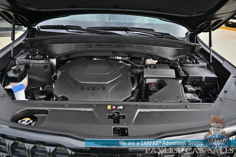 2025 Kia Telluride - Image 17 of 20