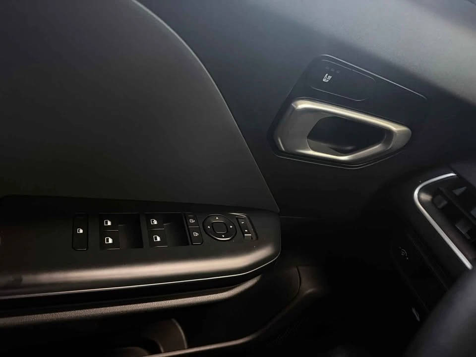 2025 Kia K4 - Image 12 of 20